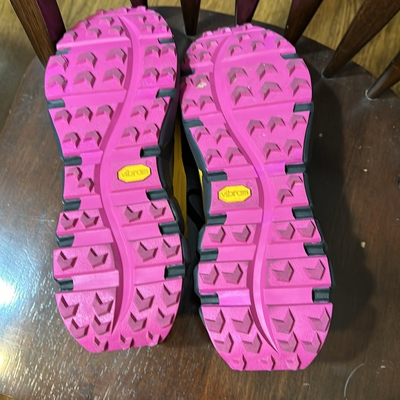 Oakley size 12 like new sneakers - Picture 4 of 6